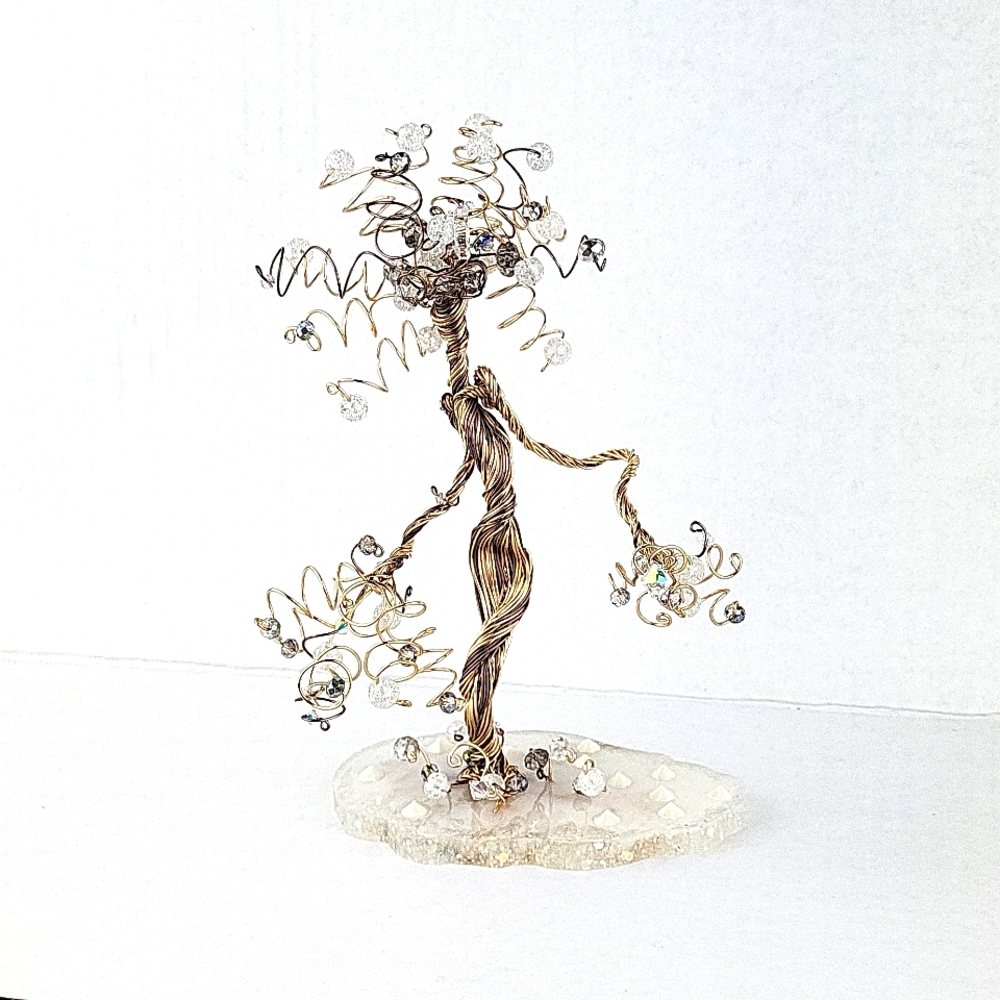 Hanna's SunTrees Illusive Tribe Wire Art Collection